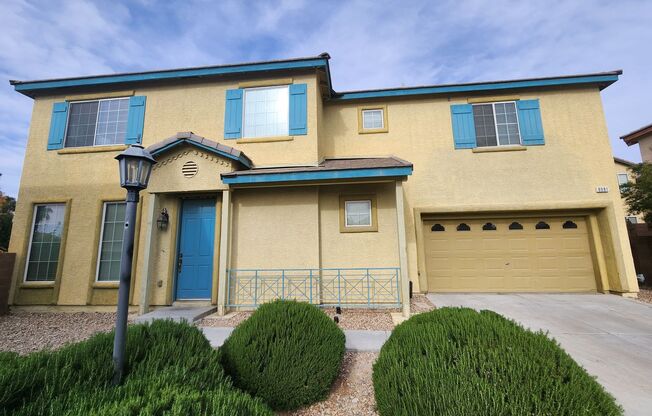 Charming 3-Bedroom Home with Loft, Fireplace, and Resort-Style Amenities in Las Vegas!
