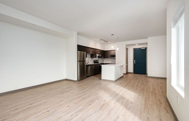 2 beds, 2 baths, $2,500, Unit Unit B414