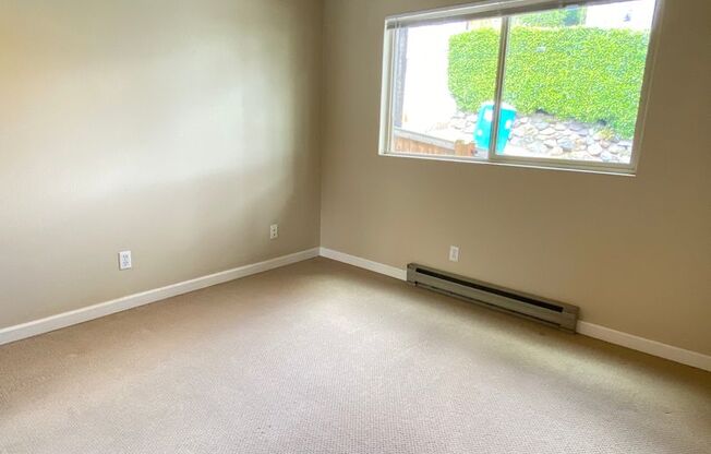 2 beds, 2 baths, 1,031 sqft, $2,695, Unit 102