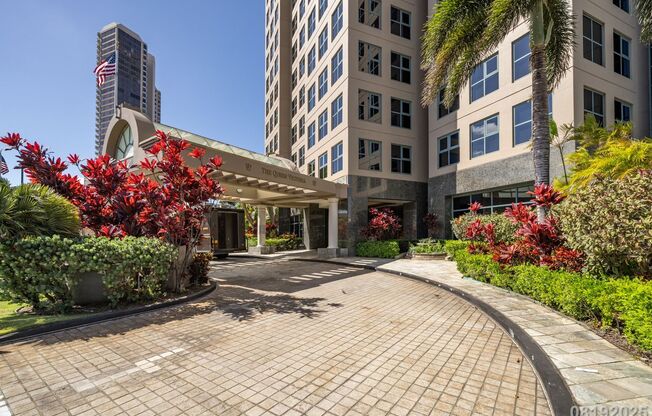 Executive Luxury Residence | 2BR/2.5BA | 1,971 SF | Prime Honolulu Location | $4,100/mo