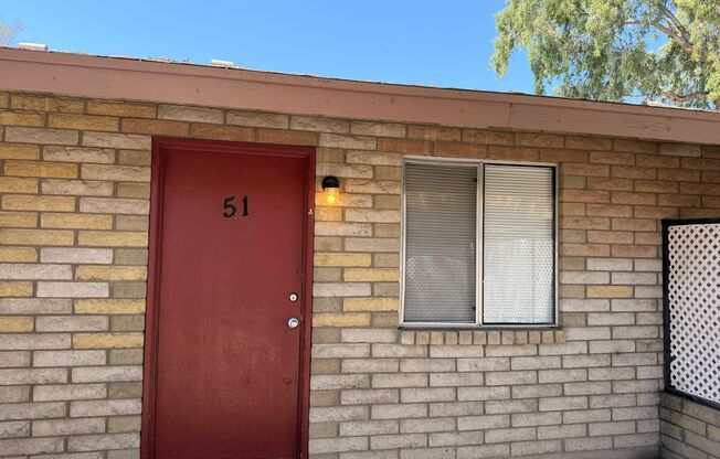 1 bed, 1 bath, 570 sqft, $899, Unit 16621-51