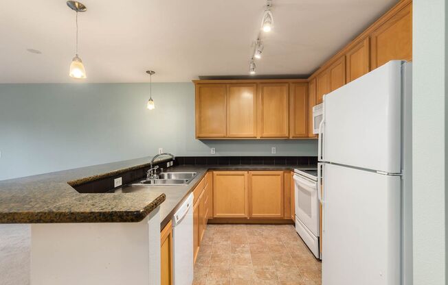 12534 15th Ave NE Apt 28