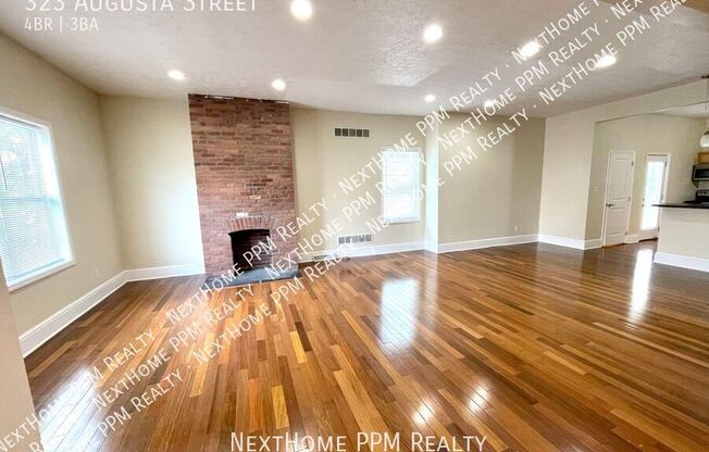 323 AUGUSTA ST