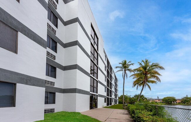 280 Sierra Dr