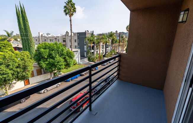 2 beds, 2 baths, 1,220 sqft, $2,948, Unit 305