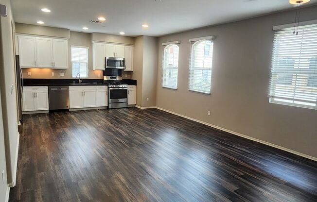Gorgeous two bedroom home with 2.5 bathrooms Available ASAP!