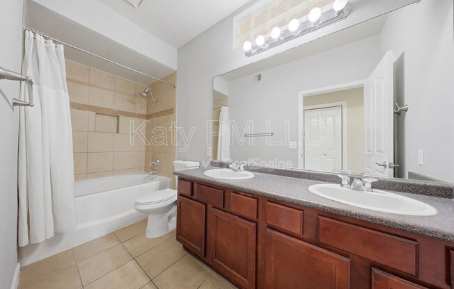 2 beds, 1 bath, 855 sqft, $1,500, Unit Apt 1053