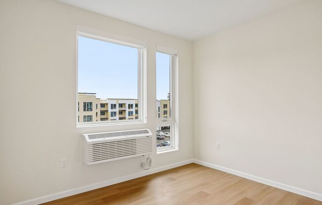 2 beds, 2 baths, 938 sqft, $2,325, Unit 201