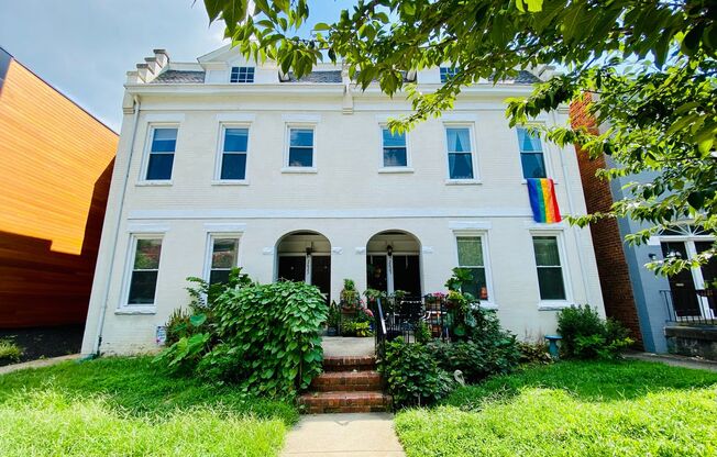 2625 Floyd Avenue
