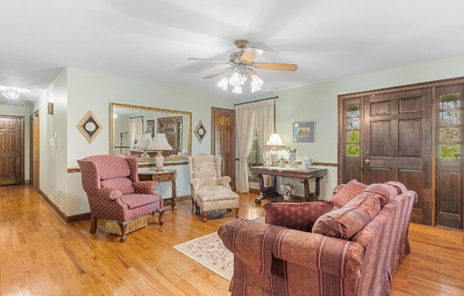 1431 CHAMBERS RD