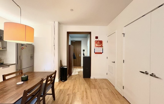 Studio, 1 bath, 641 sqft, $3,500, Unit 210