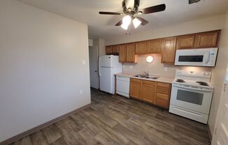 2 beds, 1.5 baths, 920 sqft, $865, Unit 712-32