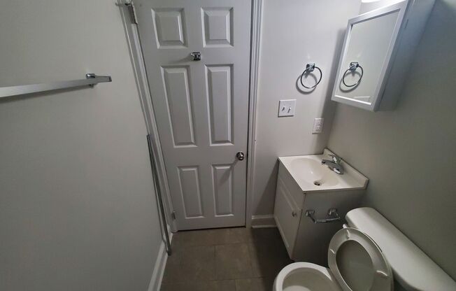 2 beds, 1 bath, $950