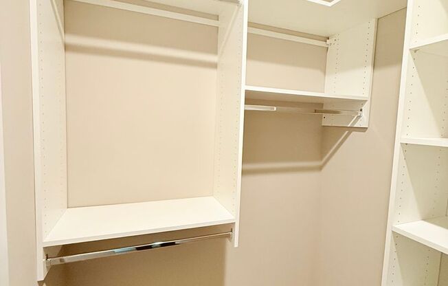 Studio, 1 bath, 563 sqft, $1,550, Unit 104-212