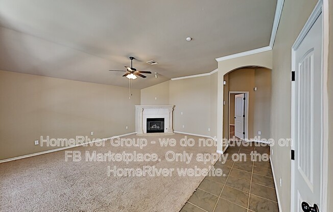 15825 SONADOR DR