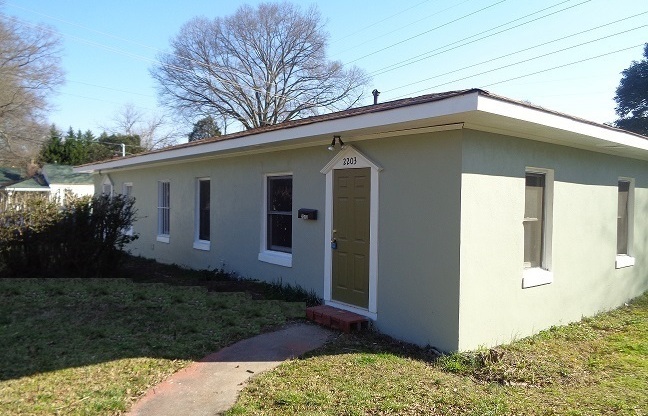 2203 Highland Street