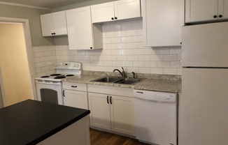 3 beds, 1 bath, $1,325