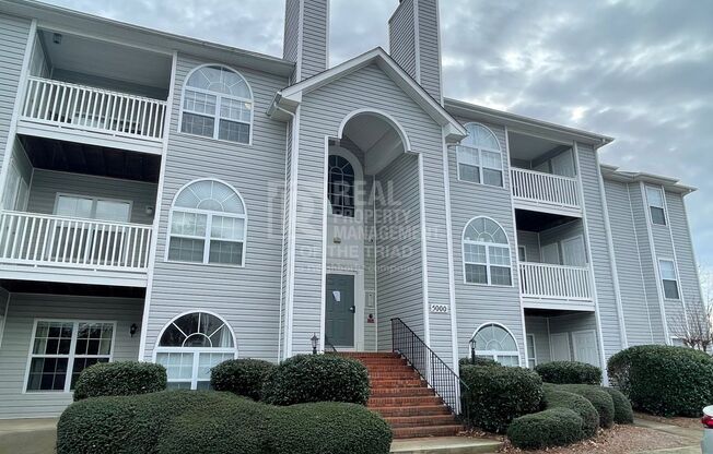 Cozy and Beautiful 2bd/2ba Condo in Somerset Village, Greensboro!