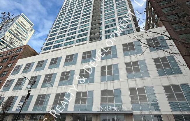 701 South Wells Street