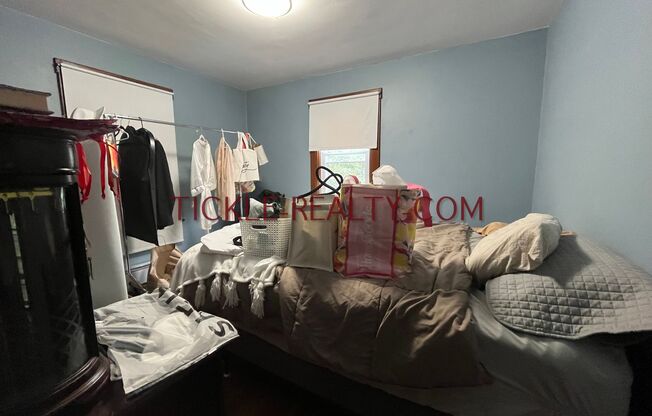 3 BR, 1.5 BTH House in North Winton Village