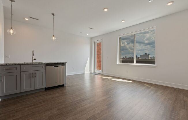 1 bed, 1 bath, 787 sqft, $1,775, Unit Unit 510
