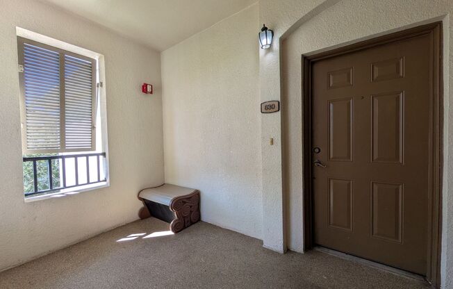 Top Floor Condo at Lakeside at Lakes of Windermere