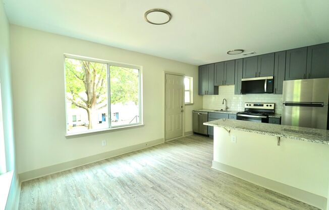 2 beds, 1 bath, 1,040 sqft, $1,850, Unit 539WD01