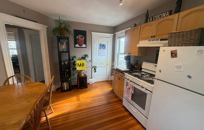 14 Lyons Ct # 2