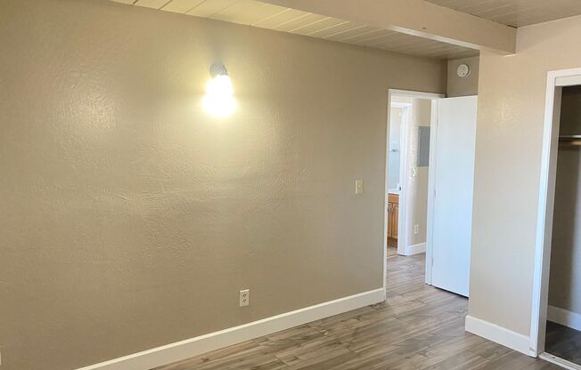 2 beds, 1 bath, 986 sqft, $1,950, Unit 610 B