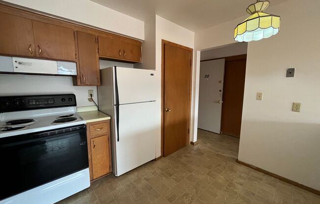 1 bed, 1 bath, $1,015, Unit 22