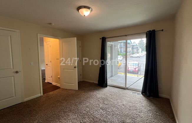 1 bed, 1 bath, $1,195, Unit 4