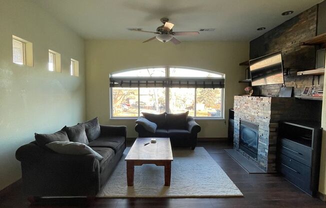 3BR/2BA Condo near Olde Town Arvada!!