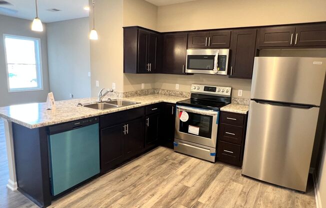 1 bed, 1 bath, 775 sqft, $1,100, Unit C208