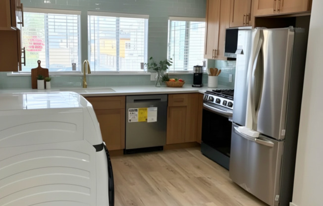 1802 Ocean Park Blvd., Santa Monica, CA 90405