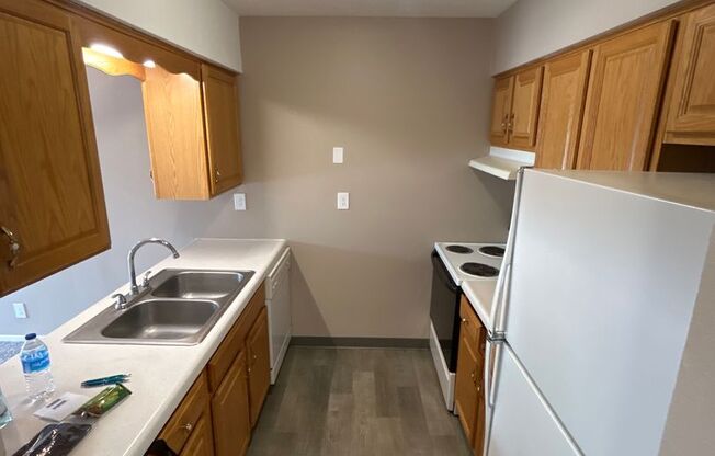 1 bed, 1 bath, 615 sqft, $859, Unit 111