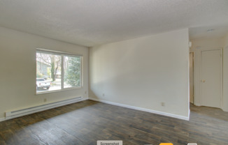 2 beds, 1 bath, $1,350, Unit Unit 8