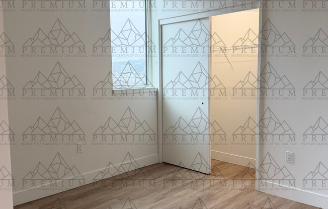 Studio, 1 bath, 493 sqft, $1,299, Unit #410