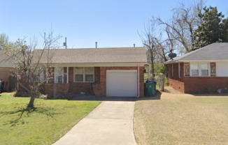 Great remodeled 2 Bed 1 Bath Home!  $1095 Per Month!