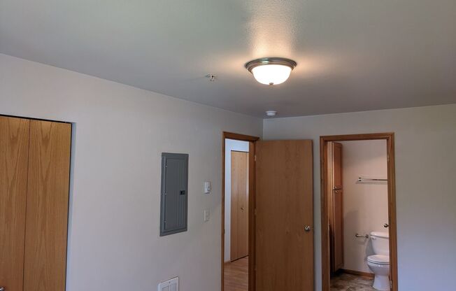 2 beds, 2 baths, 763 sqft, $1,750, Unit 611-208