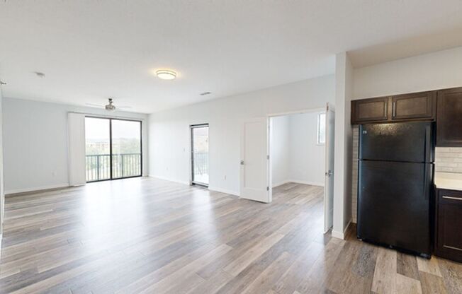 1 bed, 1 bath, 988 sqft, $1,775, Unit 201