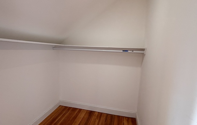 4 beds, 2 baths, 1,700 sqft, $4,900, Unit 1
