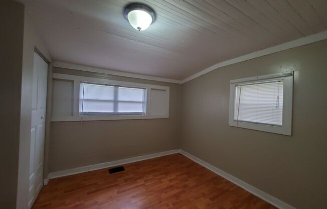 2 beds, 2 baths, $1,695