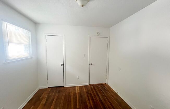 3 beds, 1 bath, $1,395