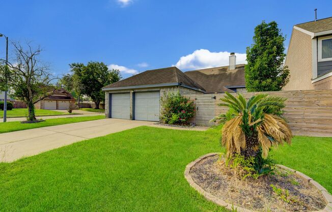 3bed/2.5 bath Home!