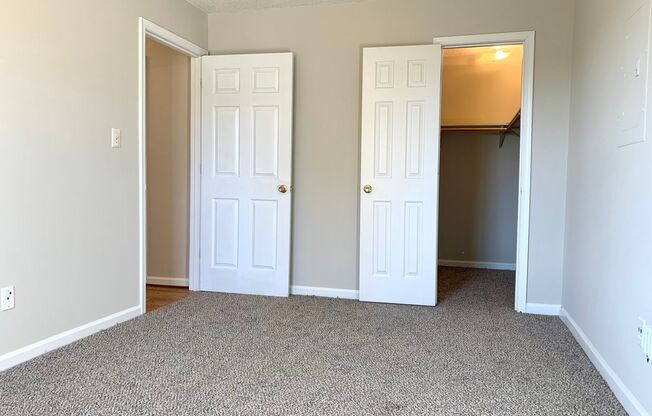 3 beds, 1 bath, $1,195