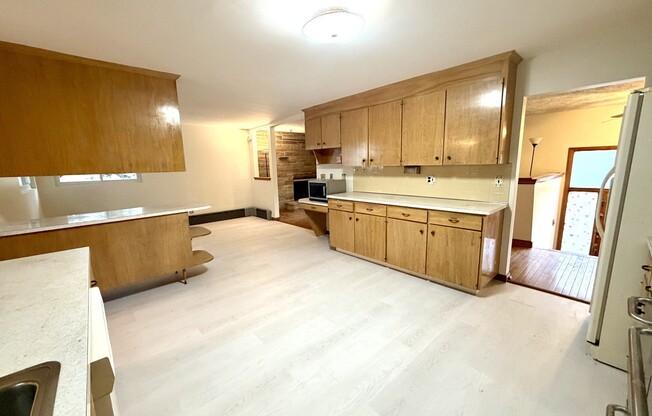 153 HAWTHORNE RD