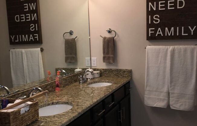 2 beds, 2 baths, 1,048 sqft, $1,650, Unit 4501-101