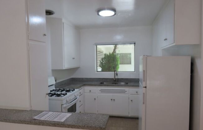 1 bed, 1 bath, $2,350, Unit 3004