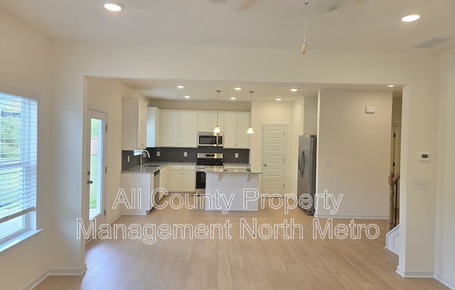 142 HADLEY WAY