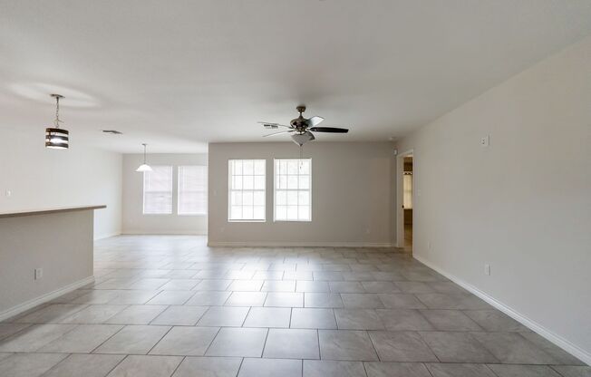Stunning 3-Bedroom, 2-Bath Home on Corner Lot in Flour Bluff – Built in 2020!